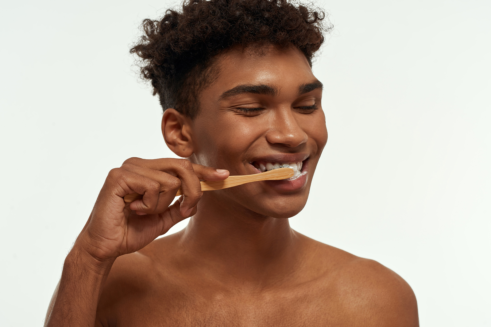 How charcoal toothpaste is bad for your teeth?